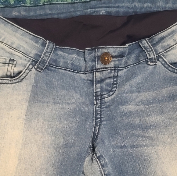 ❤️‍🔥HOST PICK❤️‍🔥 Women's Maternity Blue Jeans - Picture 3 of 5